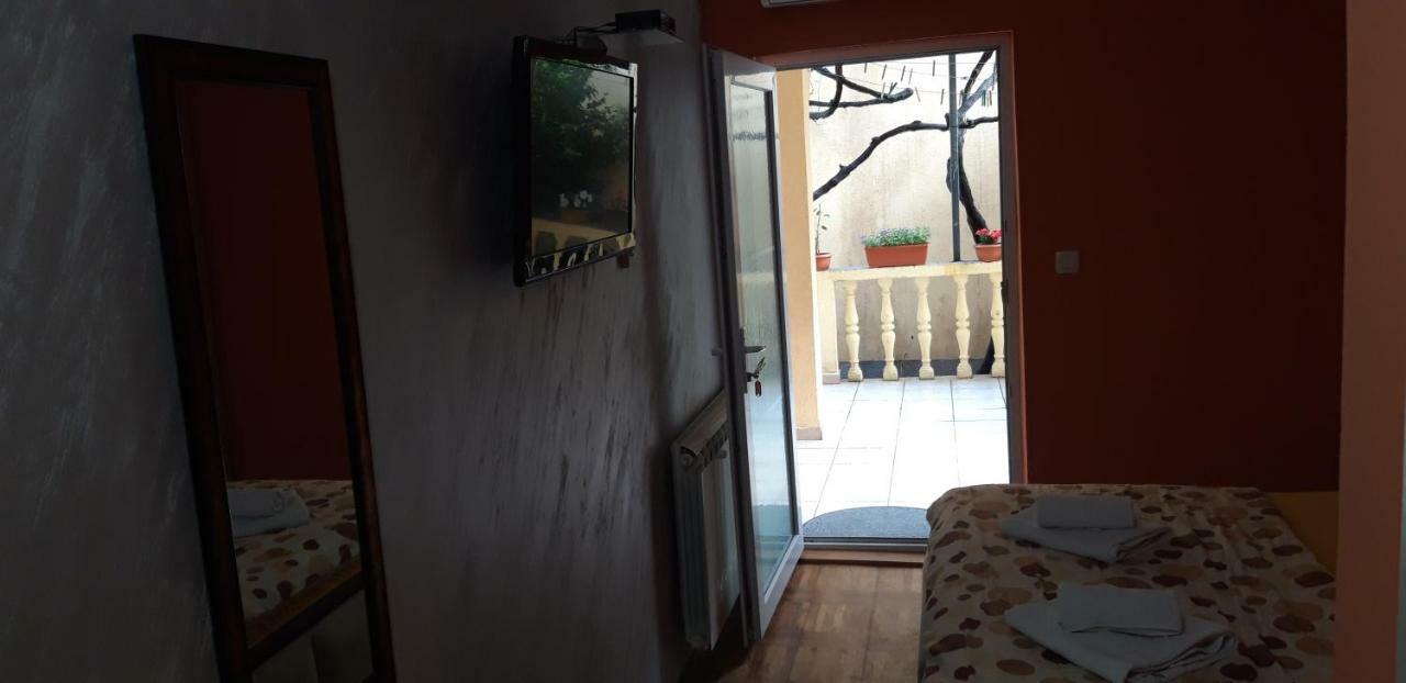Apartmani Radovic 2 Будва Экстерьер фото